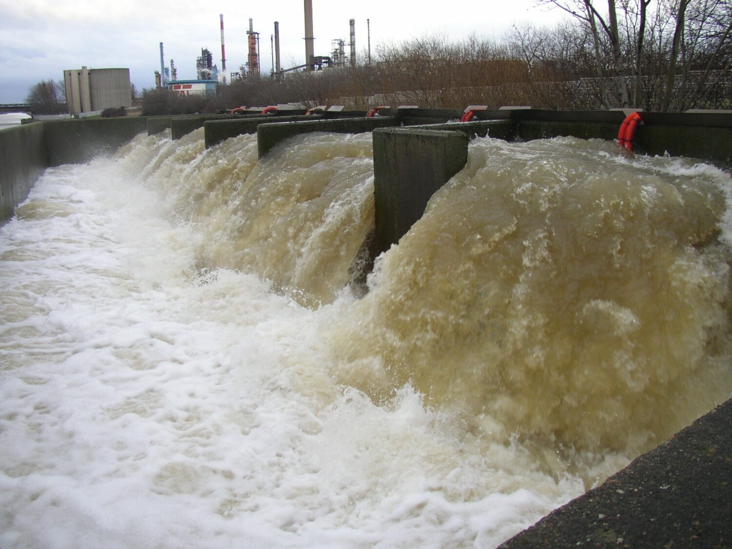 Territoires & changement climatique : Les solutions Xylem aident le polder des Wateringues, dans le triangle Saint-Omer-Calais-Dunkerque, à se prémunir des inondations