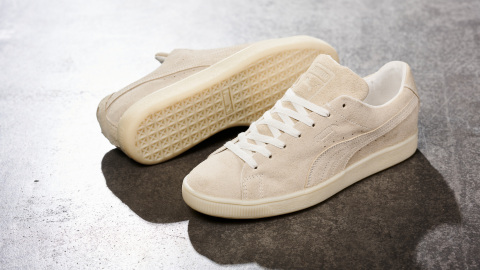 No time for waste (Pas de temps pour le gaspillage) : PUMA teste une version RE:SUEDE biodégradable de ses baskets les plus emblématiques