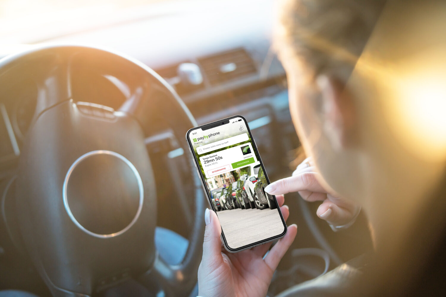 Femme voiture Generique-jpg