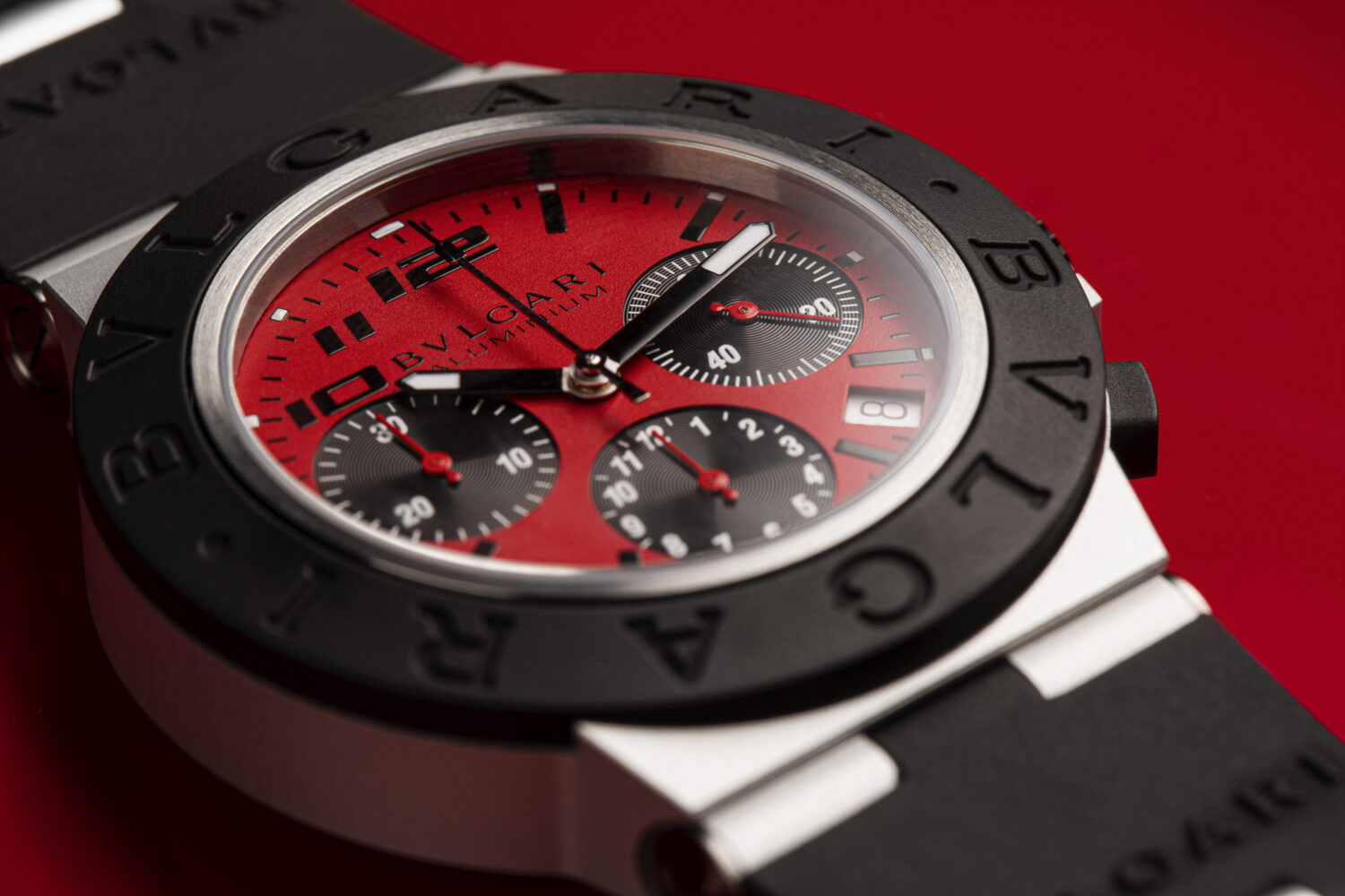 06Bulgari Aluminium Ducati Special Edition chronographUC389462Mid-jpg