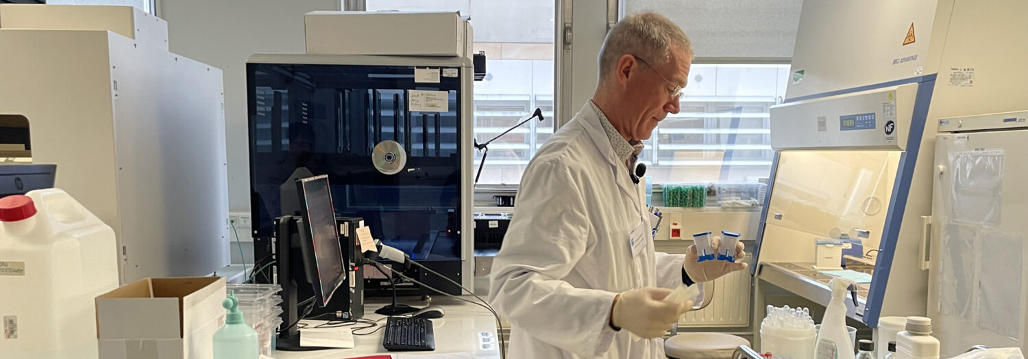 Un professeur de l'Université de Rennes et son équipe du CHU testent avec succès la détection d'infections virales respiratoires sur des mouchoirs usagés