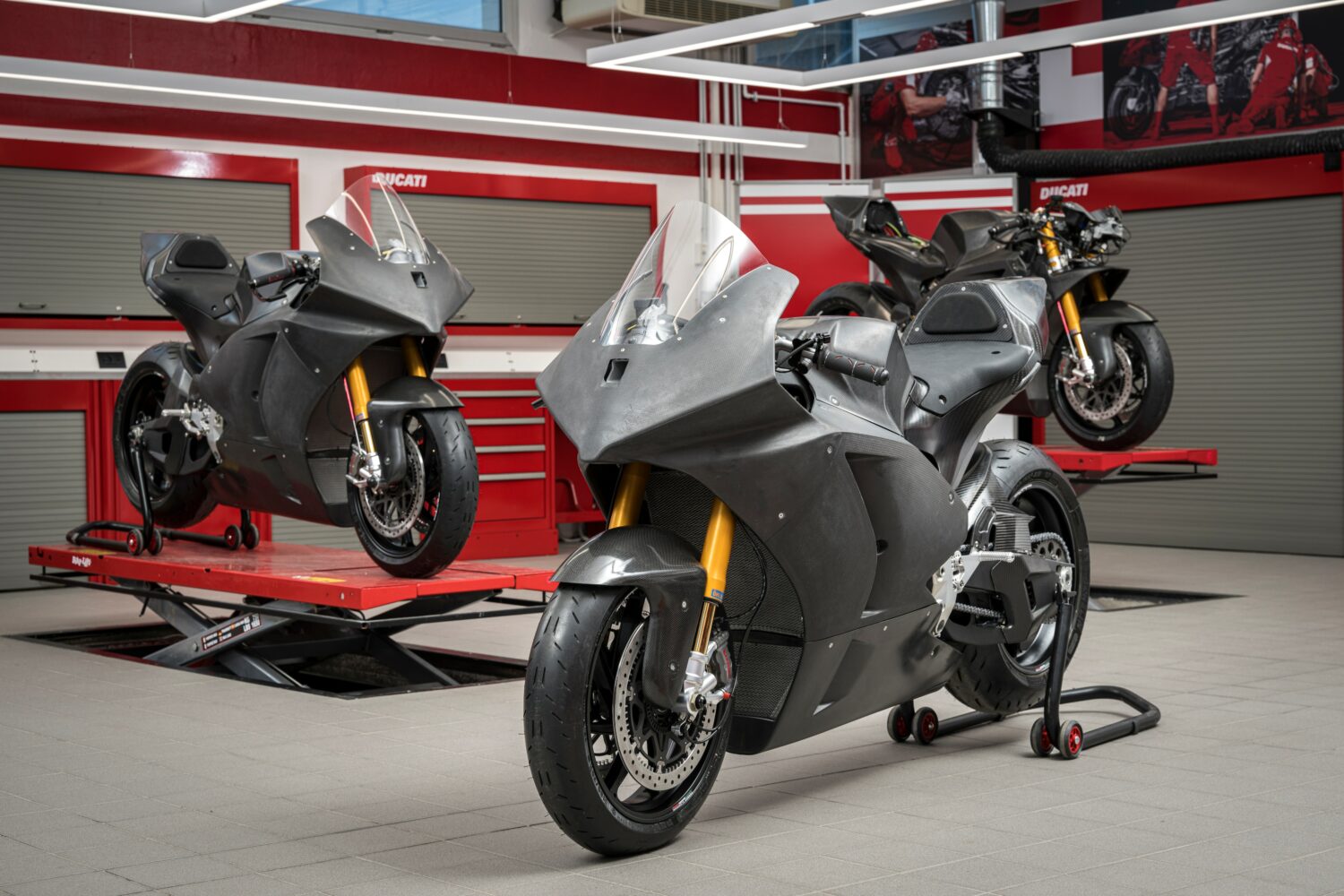 DucatiMotoESOPUC548980High-jpg