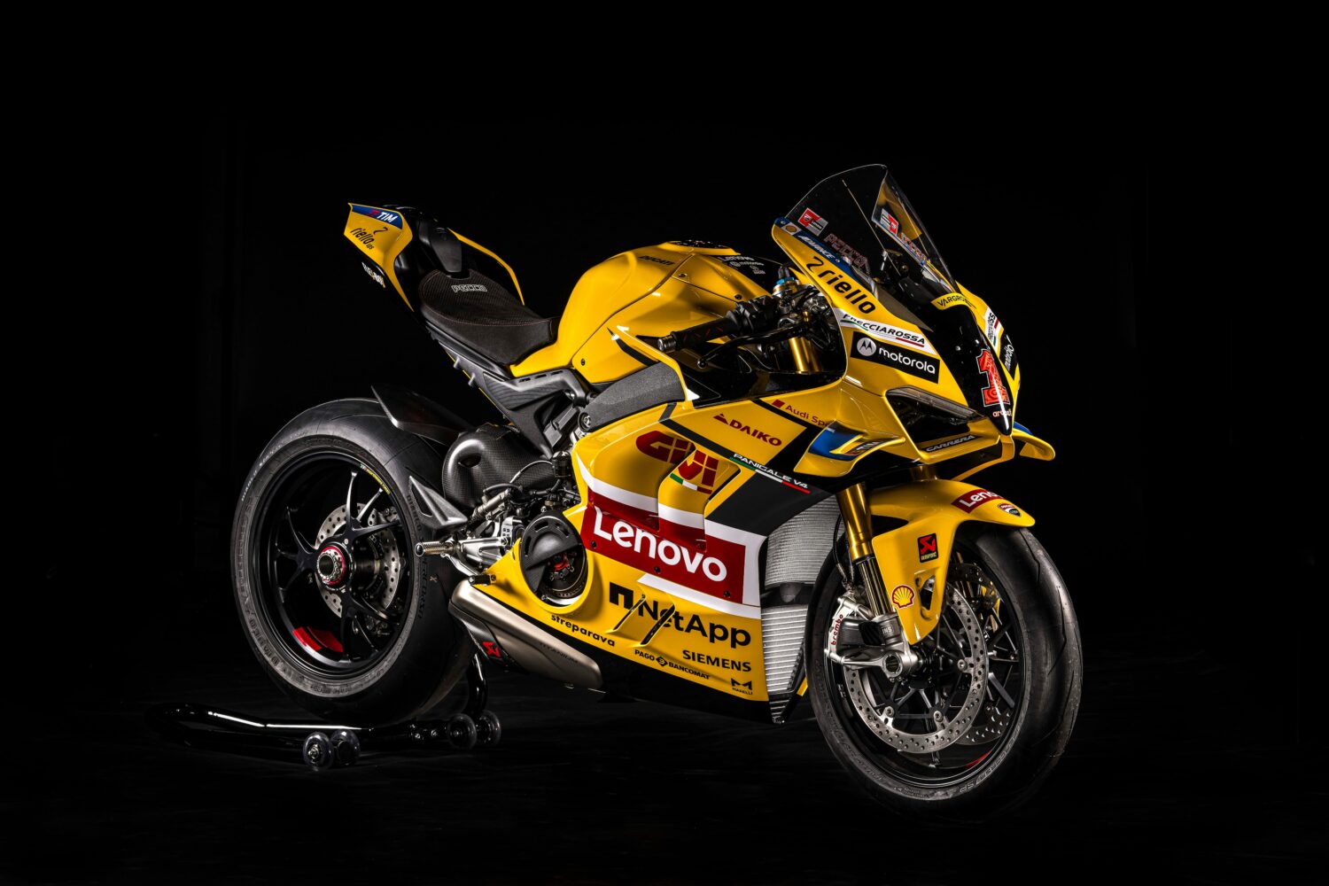 DUCATIPANIGALEREPLICA2024 33UC589843High-jpg
