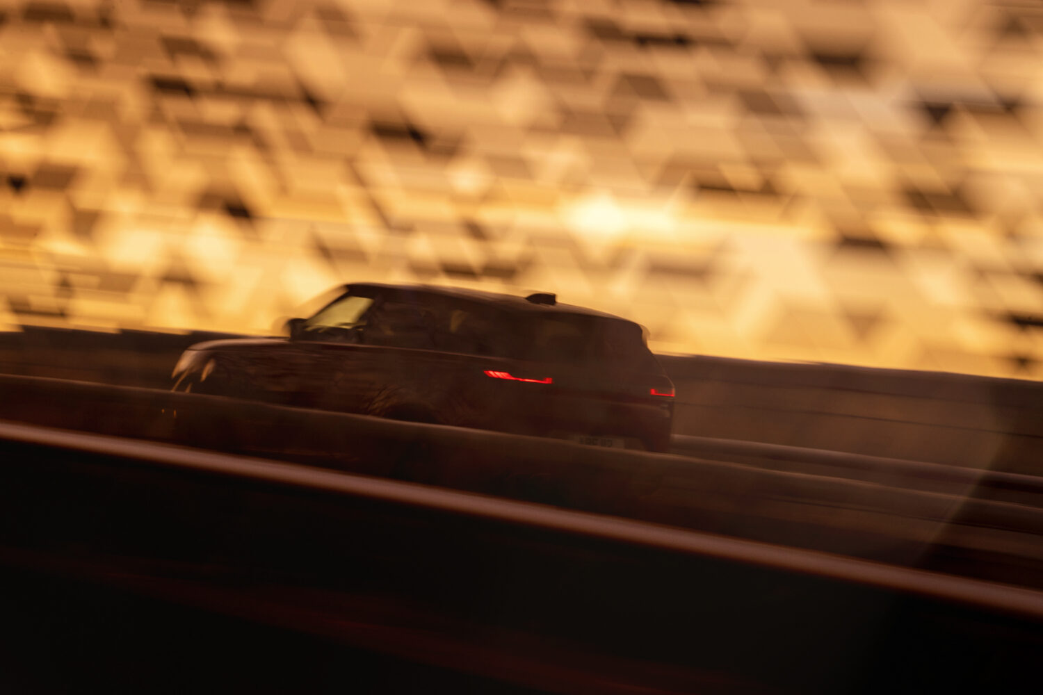 JLR reports another strong quater with best first half revenue and cashflow on record