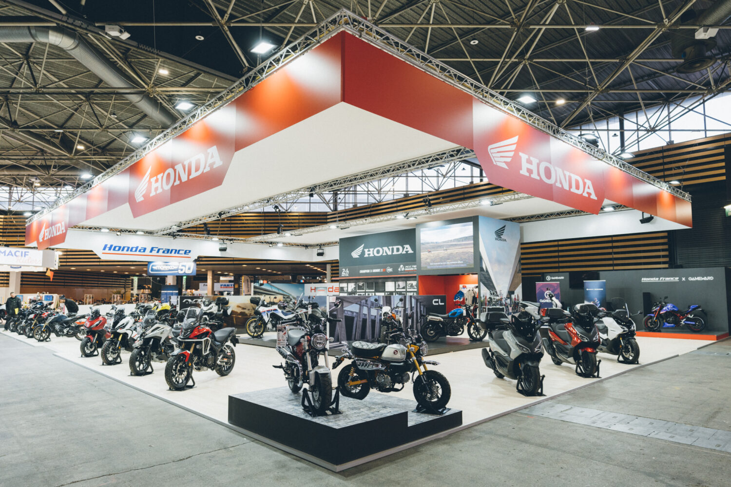 Honda Moto France dévoile ses projets 2024 lors d'une conférence de presse au Salon de Lyon de la moto