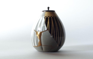 1A tea container called Battle Chaire from the KUMAMOTO UTSUWA REBORN PROJECT  KURP- The piece is a combination of ceramic and Wajima lacquer-jpg