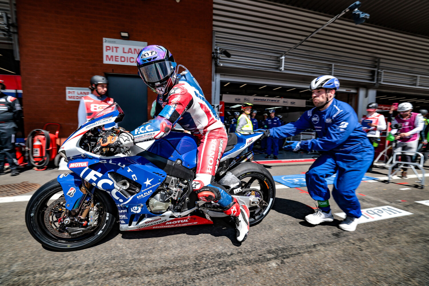 1136643FimEwc8hSpa2024RaceFCC TSR-jpg
