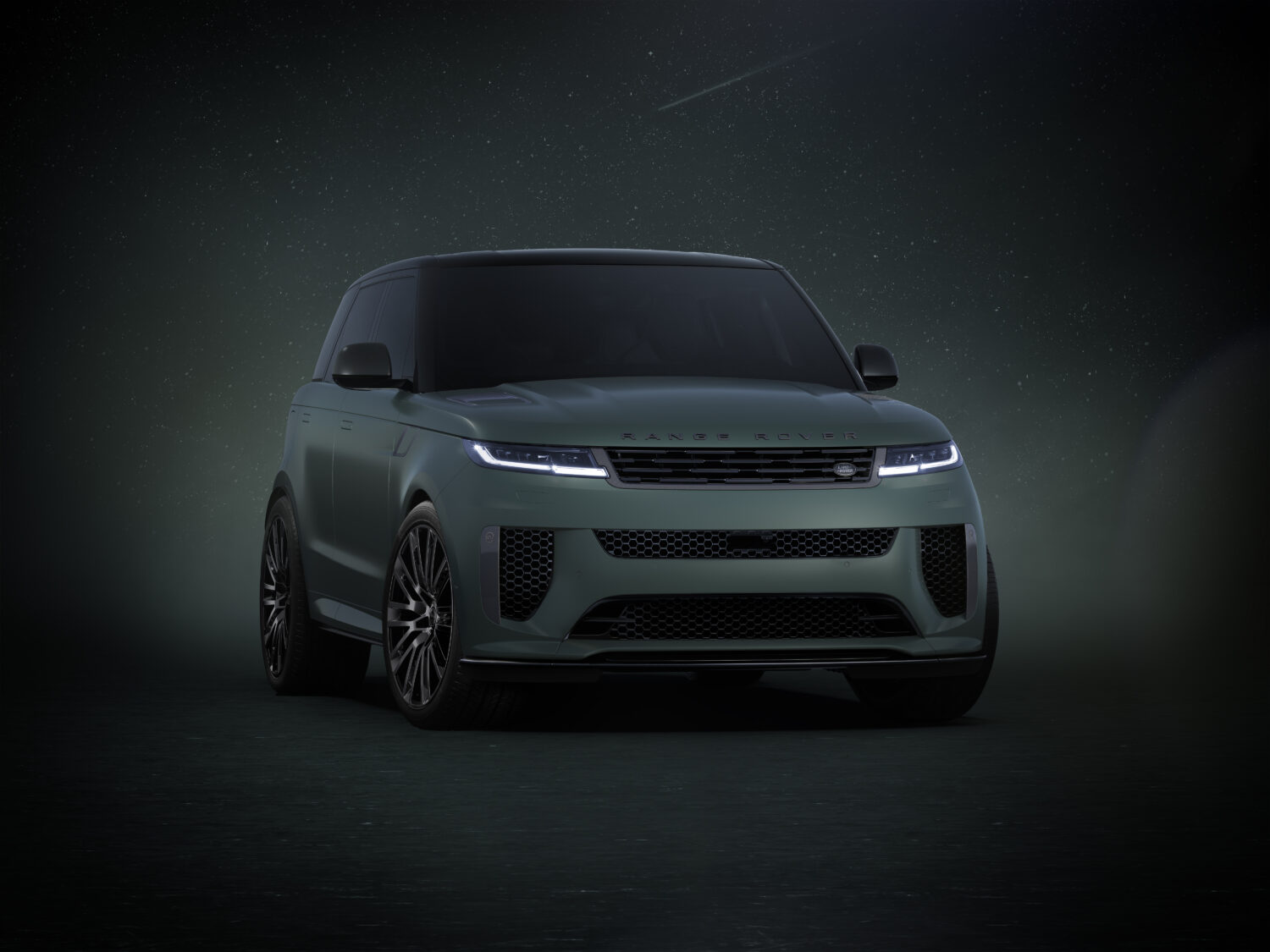 INTRODUCING THE RANGE ROVER SPORT SV CELESTIAL COLLECTION