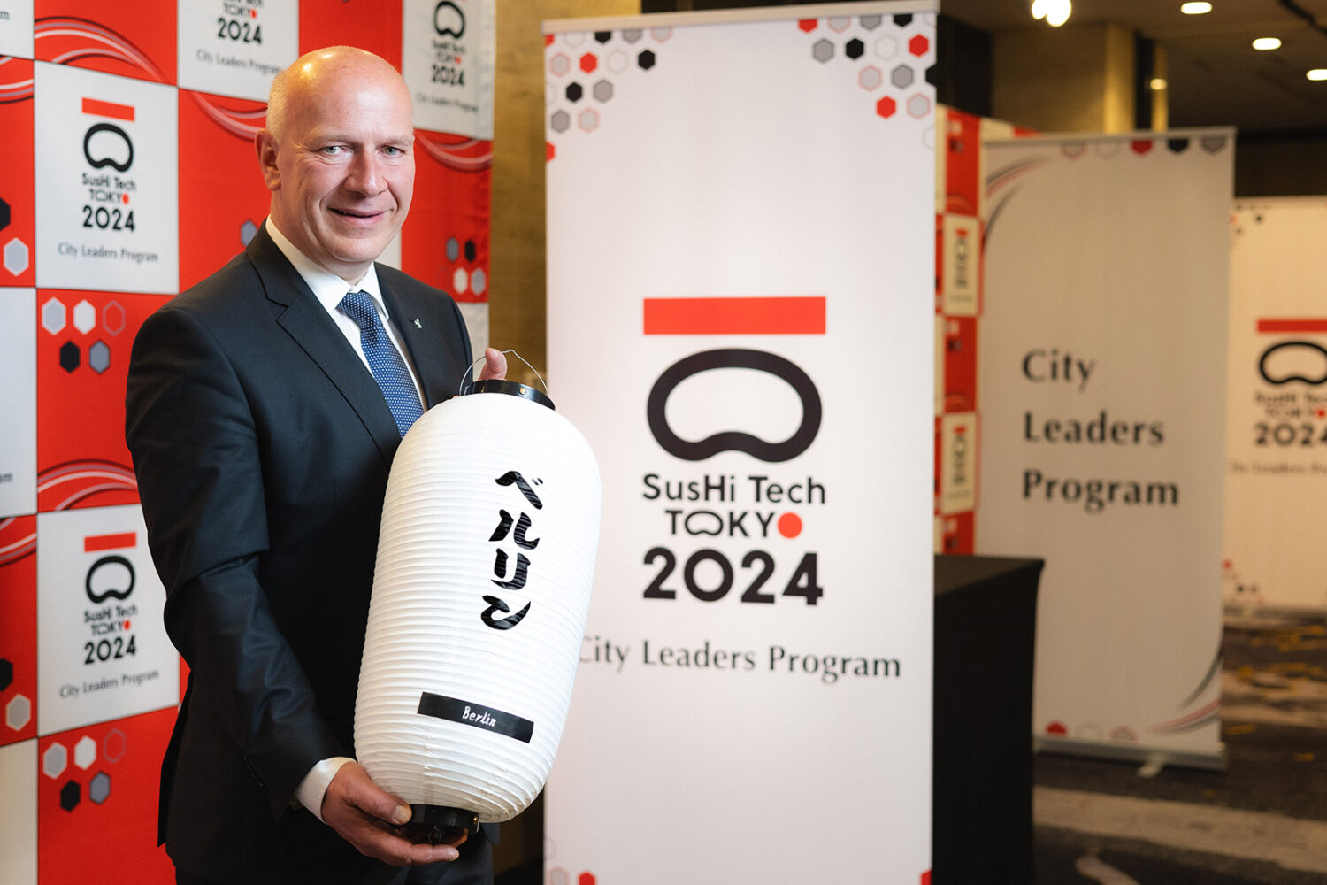 The Governing Mayor of Berlin Kai Wegner (c) Tokyo Metropolitan Government -jpg