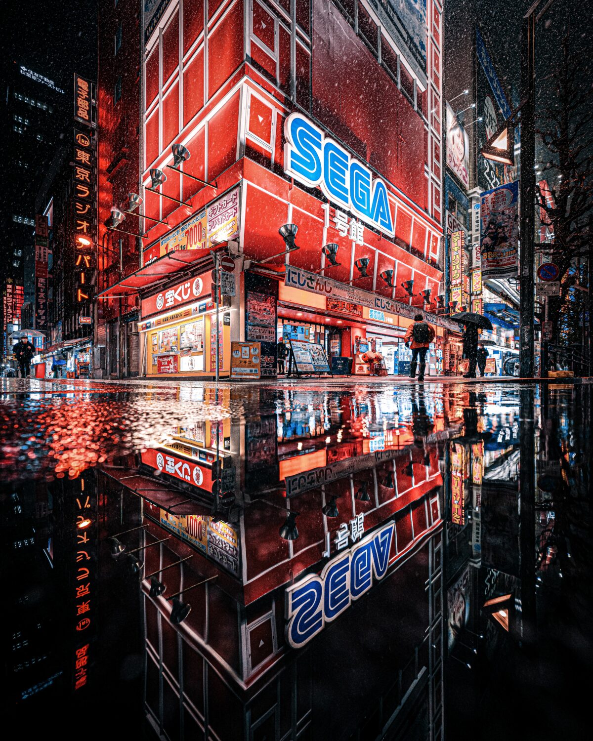 A building that symbolizes Akihabara (c) Junya Watanabe-JPG