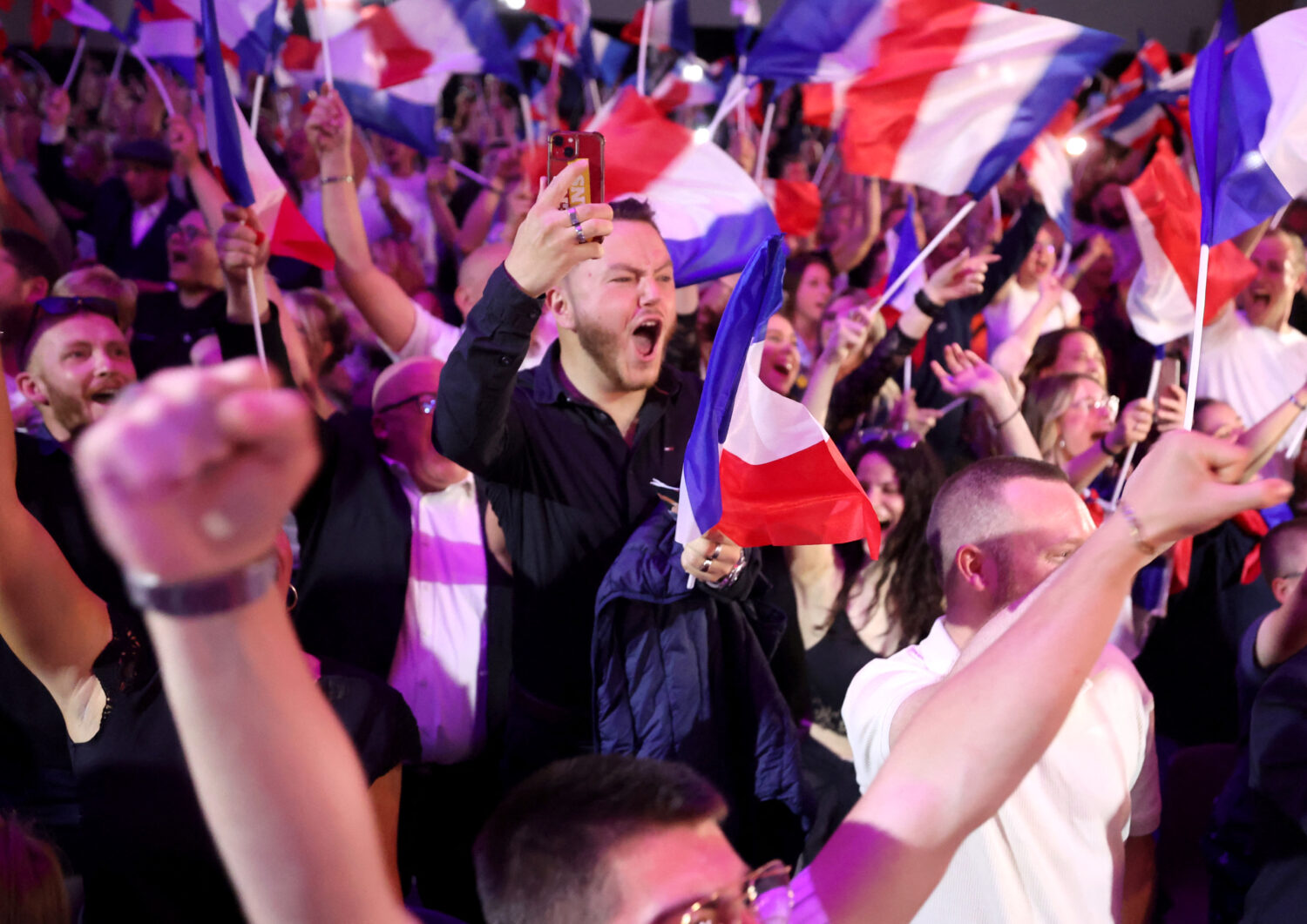 DNA01040724France-jpg