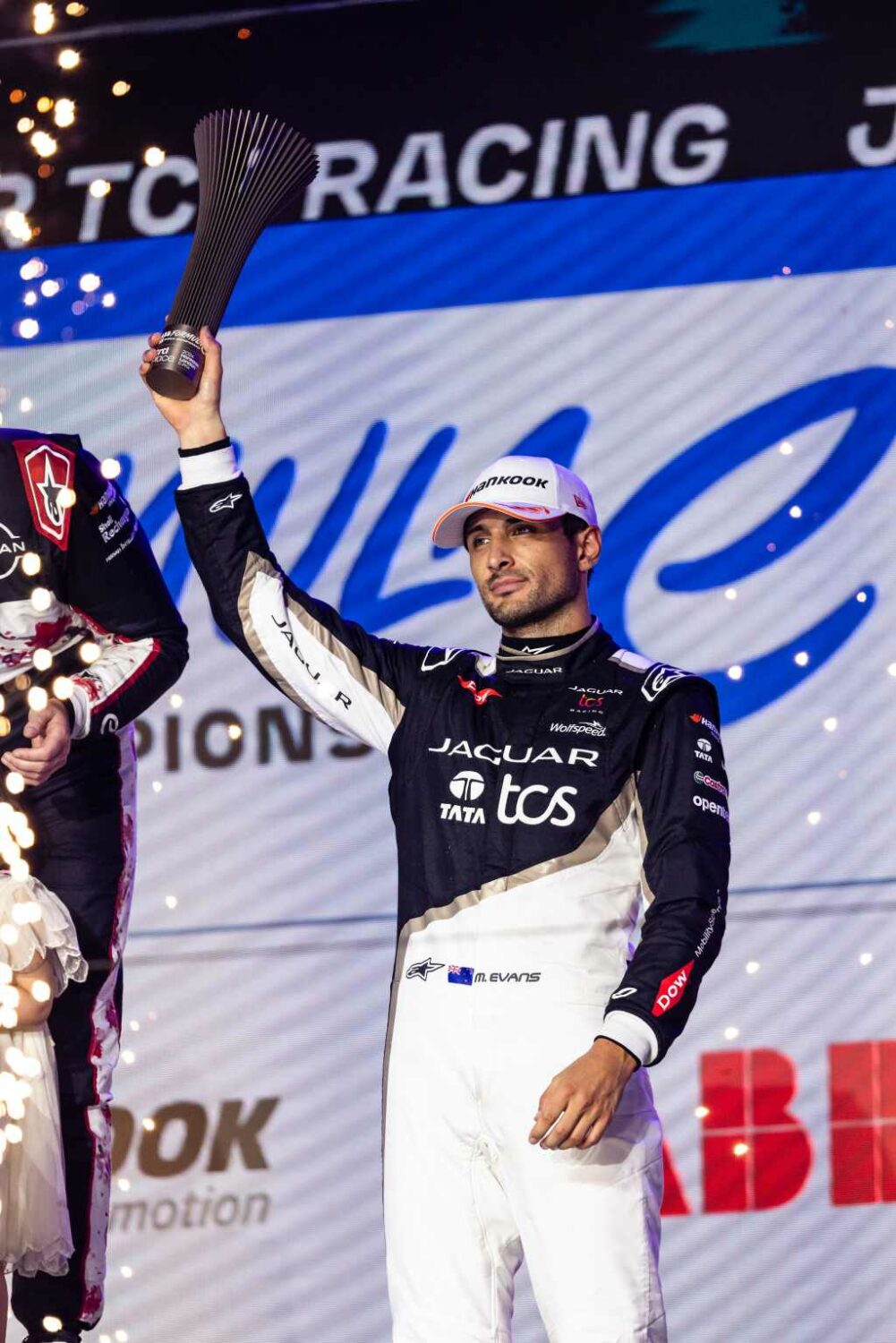 JTCSRacingLondonMitchEvans2107240013-jpg