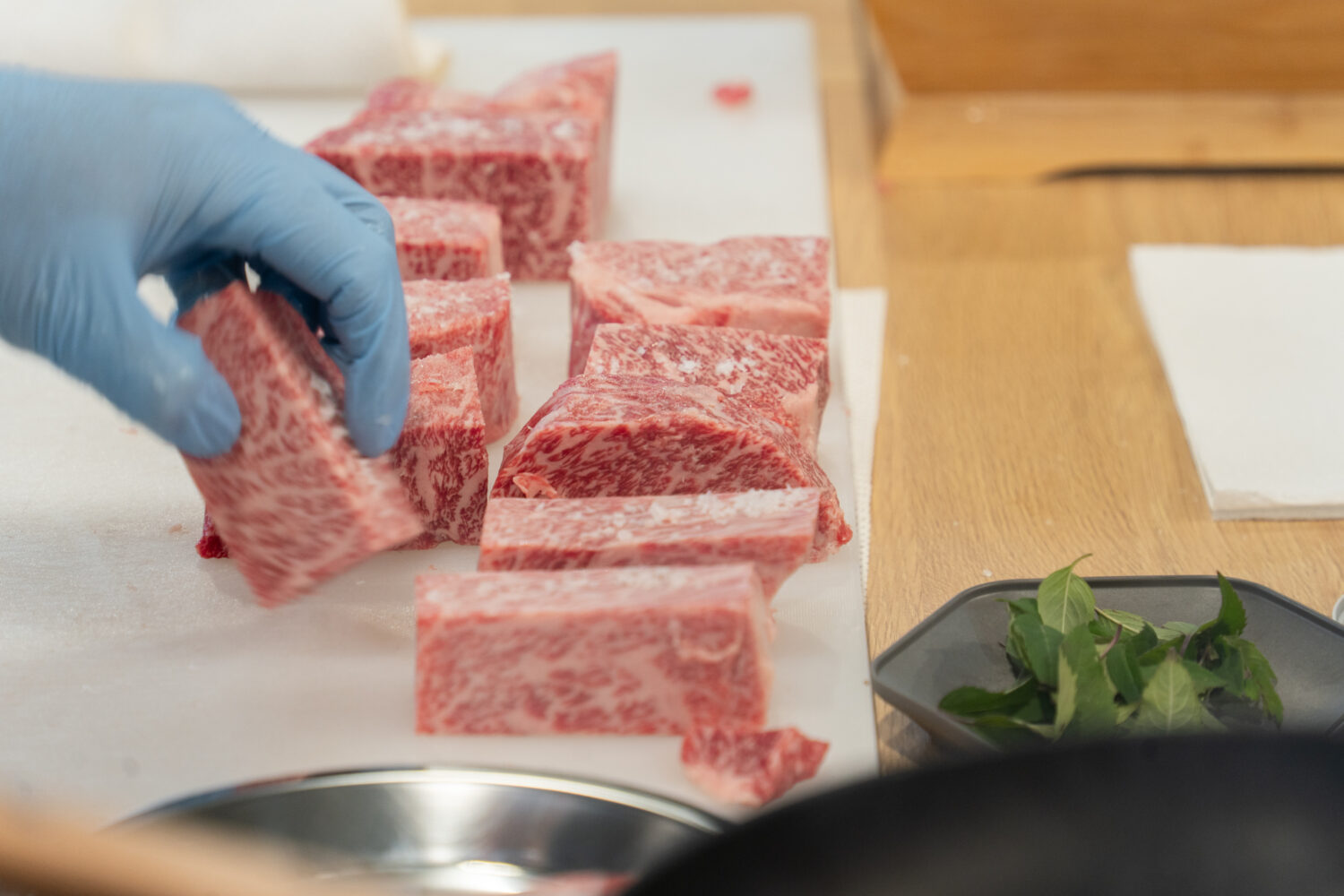Le persillage delicat du Wagyu authentique- (c) Conseil pour la promotion des exportations des produits dorigine animale japonais-jpg