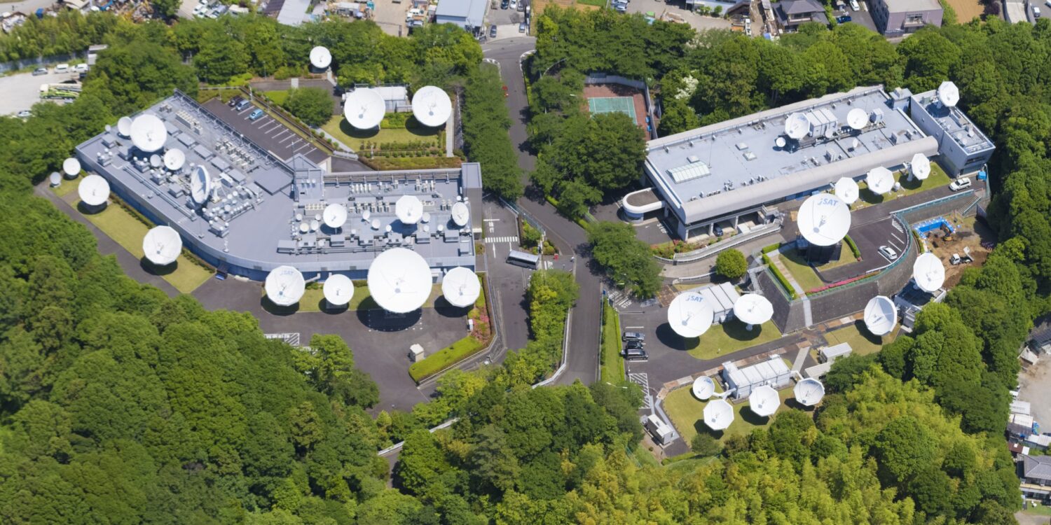 SKY Perfect JSATYokohama Satellite Control Center (c) SKY Perfect JSAT Corporation-jpg