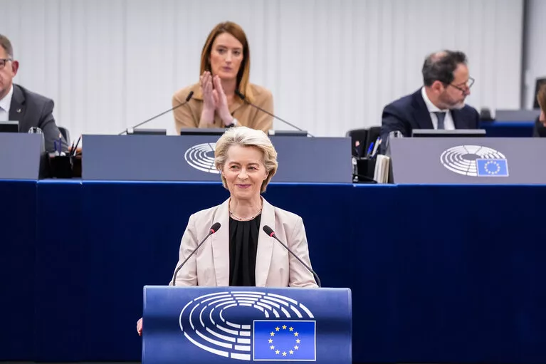 Le Parlement approuve la Commission “von der Leyen II”