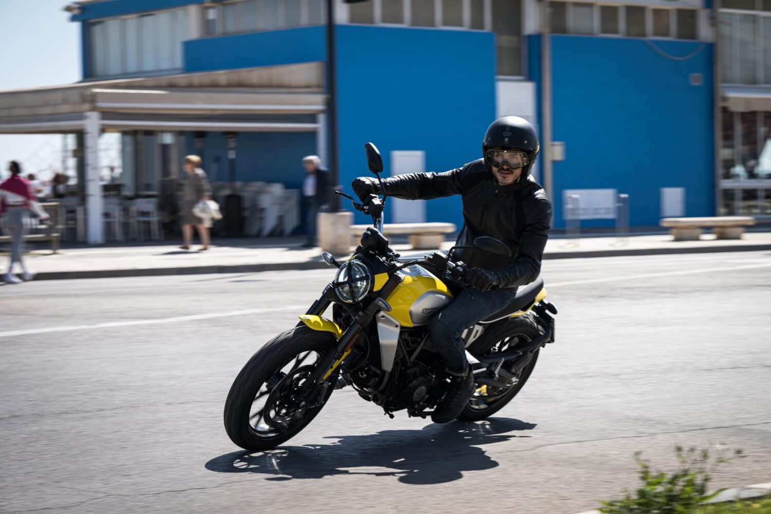 MY23DucatiScramblerIcon120UC494927High-jpg