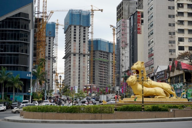 The port city of Sihanoukville on December 16, 2024. (c) AFP=時事-jpg