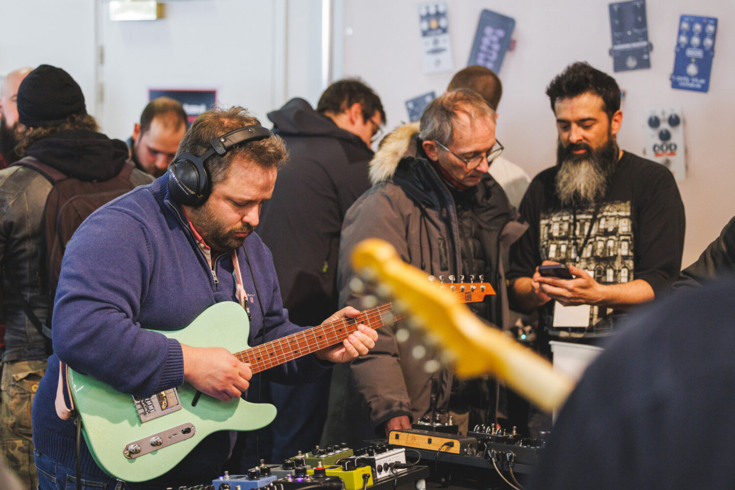 SALON DE LA BELLE GUITARE 2024 – Essai guitare-jpg