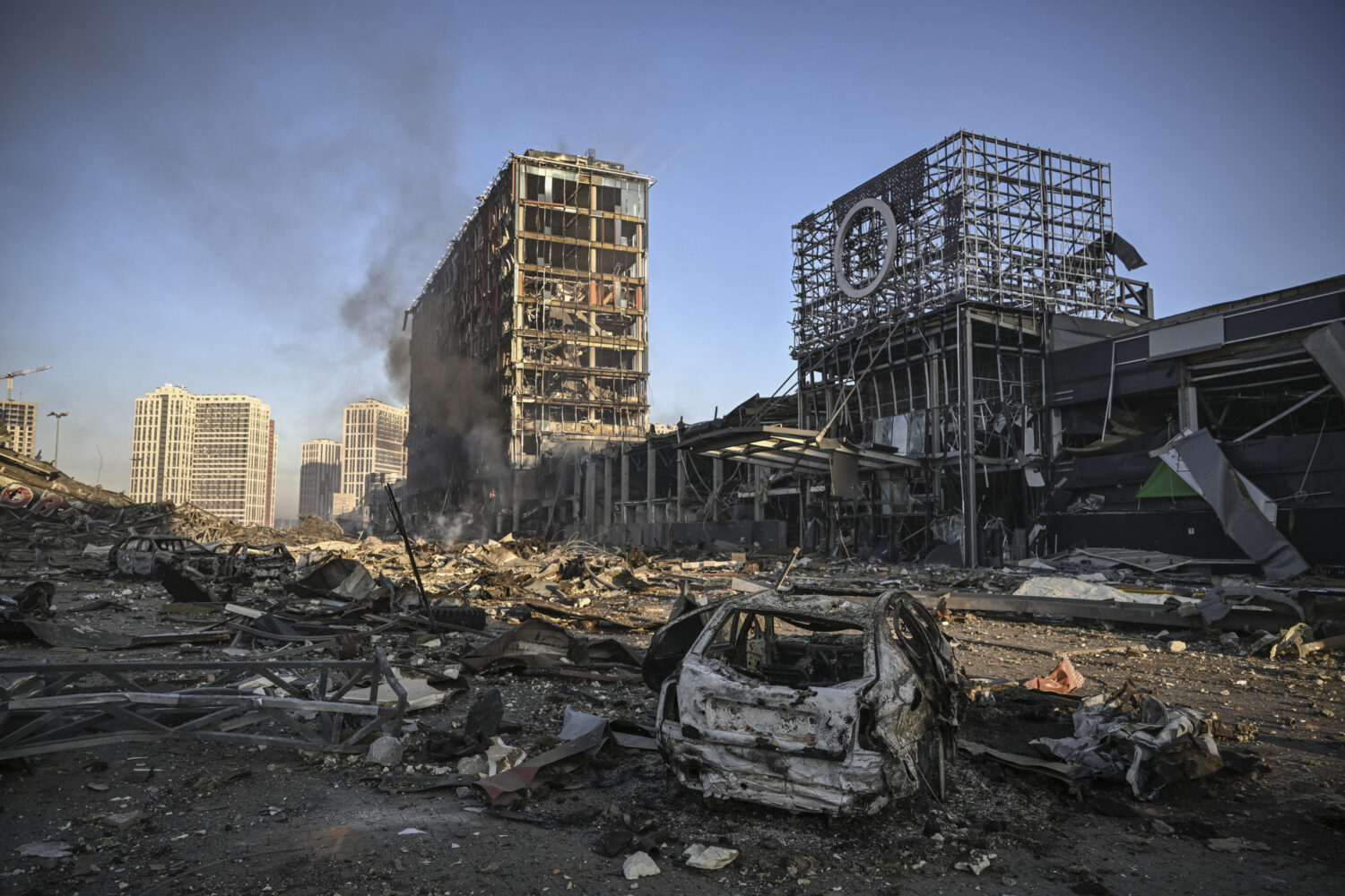 A commercial facility attacked by the Russian army (Kyiv Ukraine).21/3/2022.