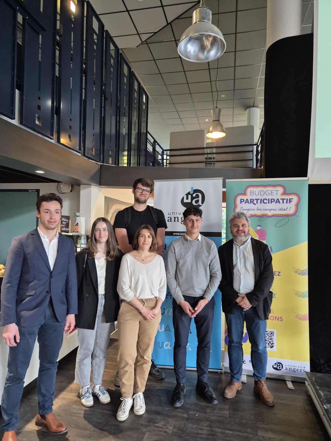 Porteurs de projets Budget participatif  Laurent Bordet VP Vie etudiante et des campus Et Ilyas Barbaud VP Etudiant  Joanna Kempf Chargee de lengagement etudiant Universite dAngers -jpg