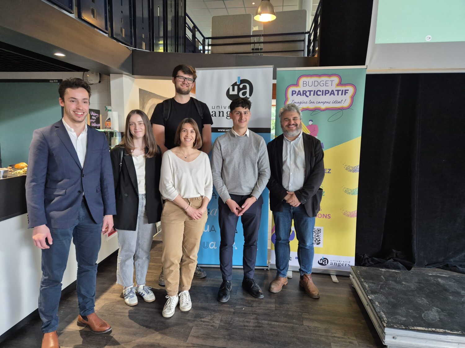 Les porteurs de projets Budget participatif  Laurent Bordet VP Vie etudiante et des campus Et Ilyas Barbaud VP Etudiant  Joanna Kempf Chargee de lengagement etudiant Universite dAngers-jpg