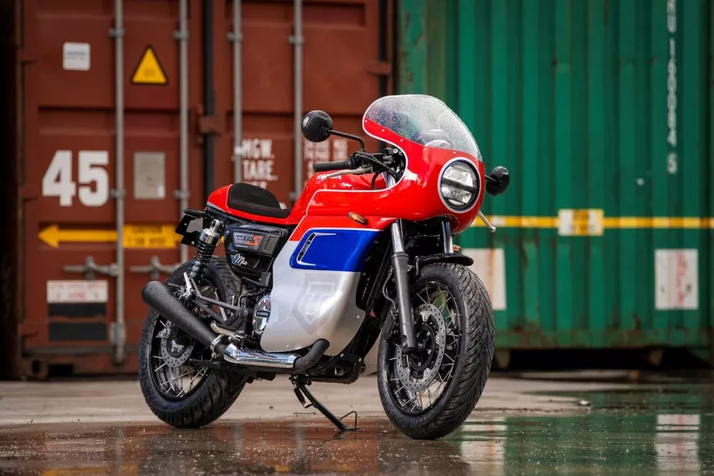 La GB350s au coeur du Custom contest Honda au festival Wheels & Waves 2025
