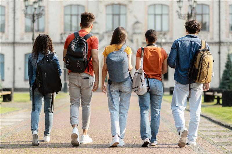 Conditions d’études à l’Université Lumière Lyon 2 : les étudiantes et étudiants dressent un bilan positif
