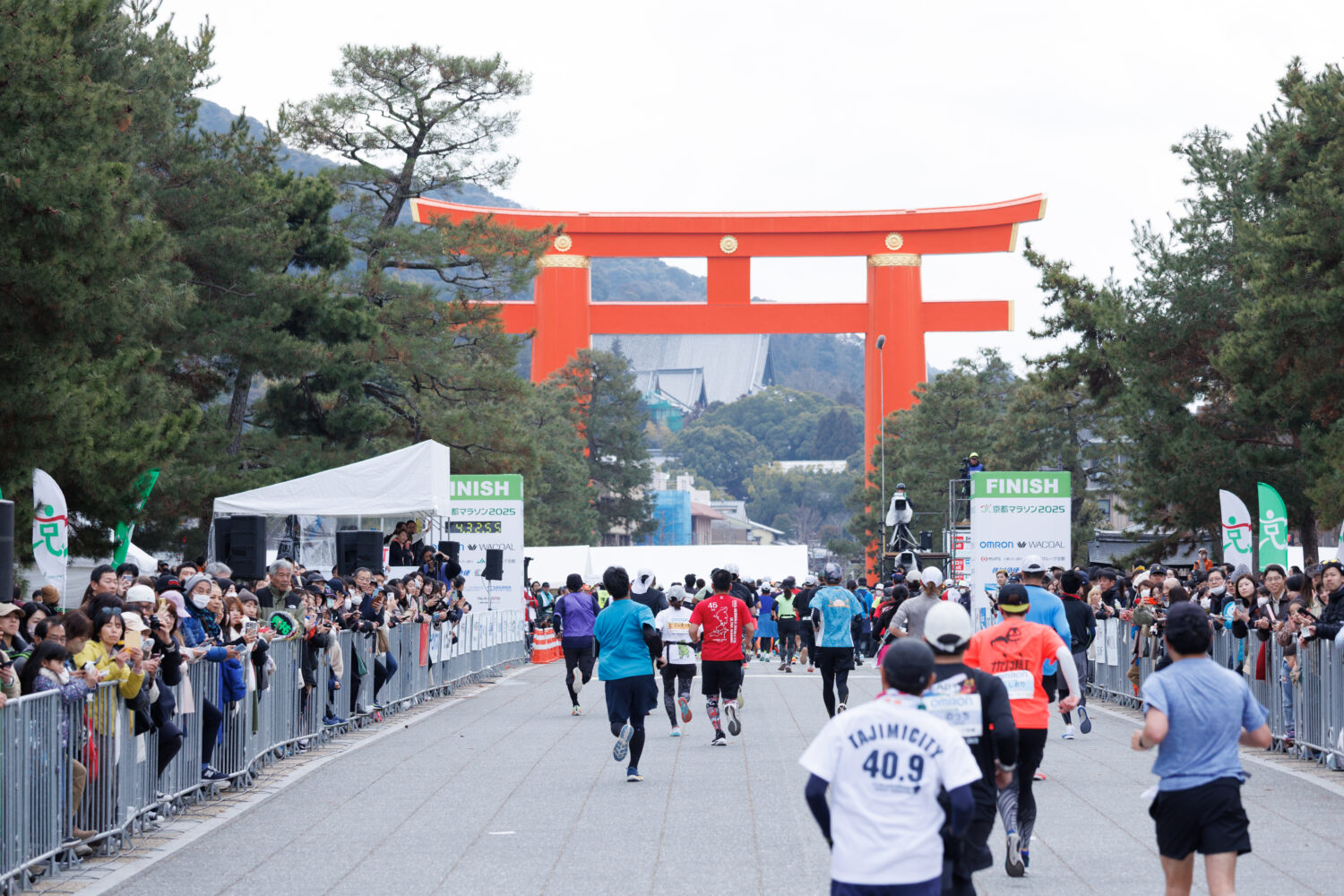 5 - Ligne darrivee (2) - (c) Comite executif du marathon de Kyoto-jpg