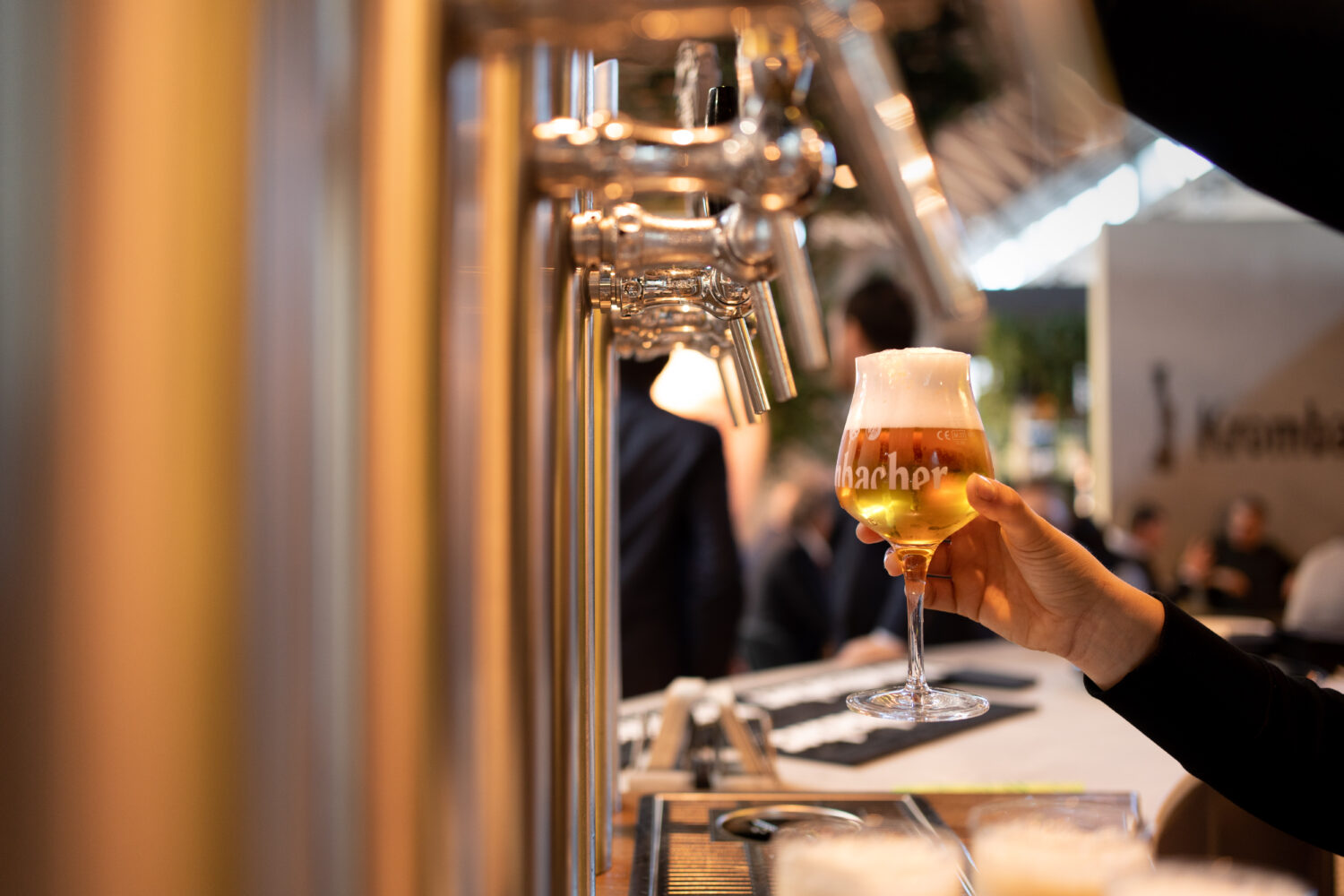 Une porte ouverte sur le monde : Krombacher International se présente à l'Anuga 2025