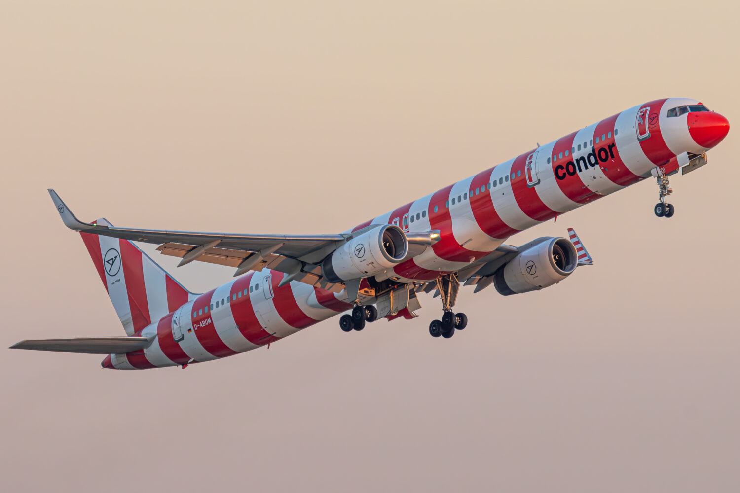 #farewellB757: Condor tourne la page Boeing Le dernier Boeing 757-300 d'Allemagne effectue son vol d'adieu le 5 novembre 2025