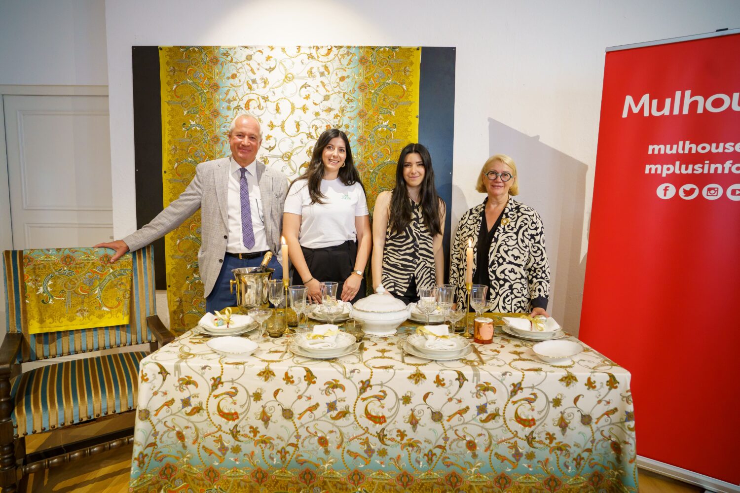 Presentationtissusdenoel2025-min-jpg