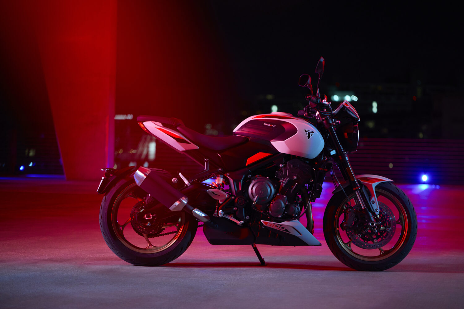 Trident800OEMY2603092JP-jpg