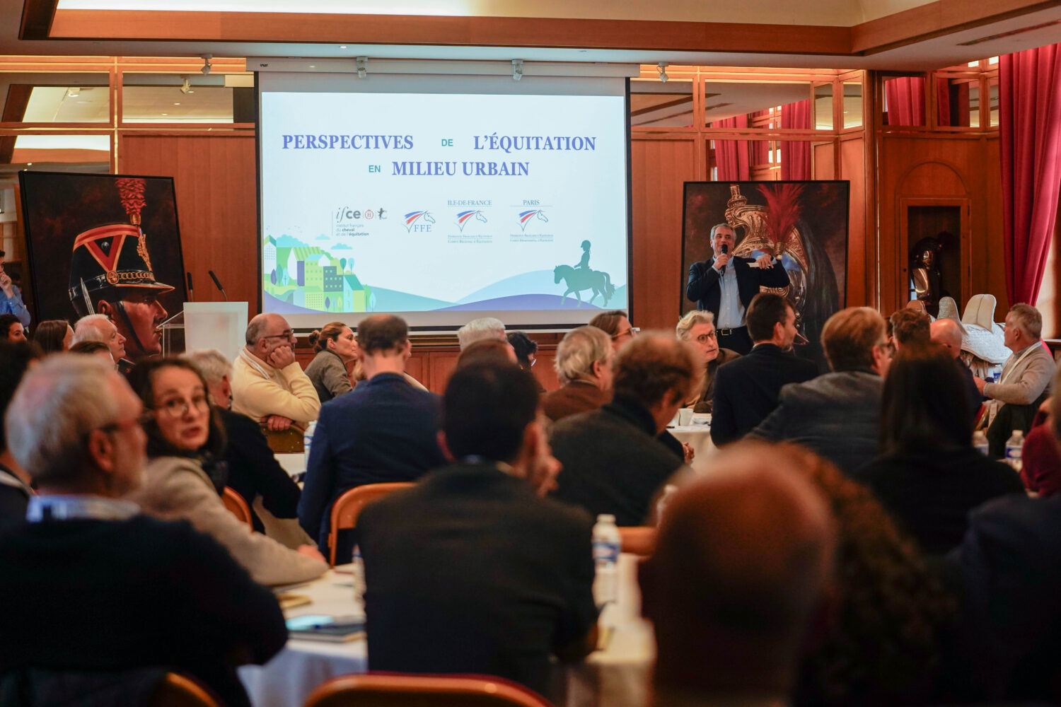 reunion-perspectives-equitation-milieu-urbain-jpg