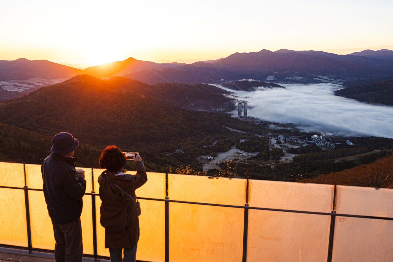 UNKAI Terrace view: Sea of clouds seen from UNKAI Terrace