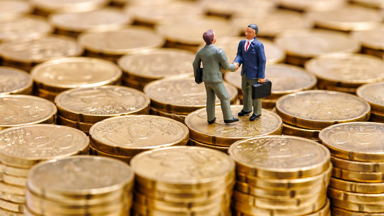 PR strategy for a fundraising : a practical guide to maximizing press visibility