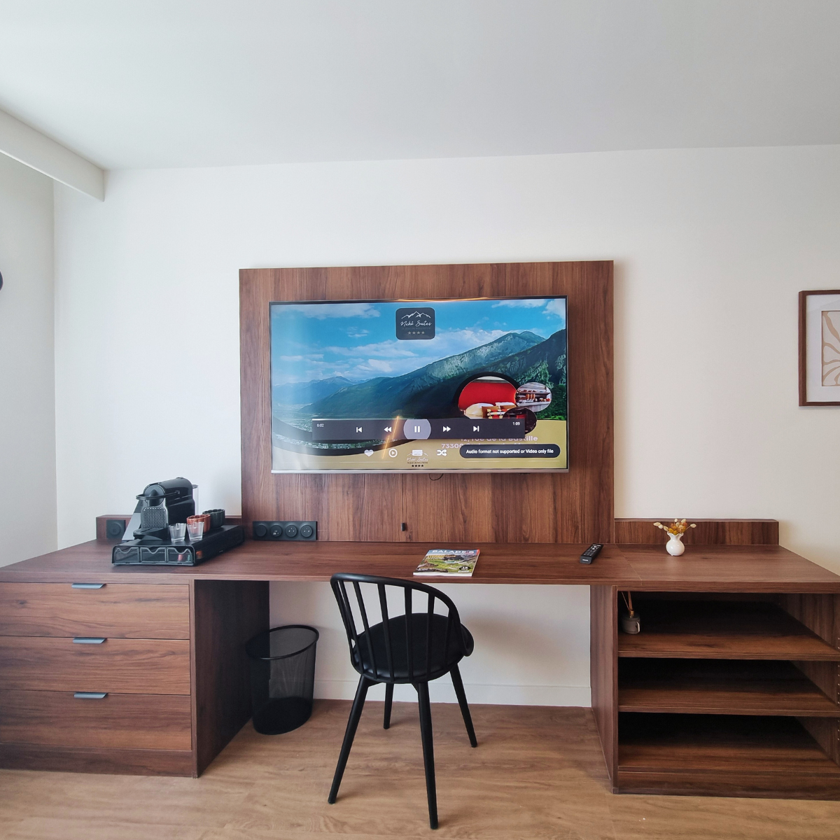 STUDIO SUPERIEUR – 3-png