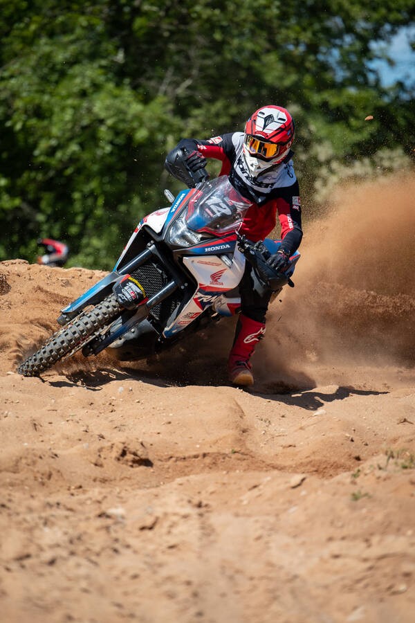 568929BeyondthebikeEuropethecentreofadventure-jpg