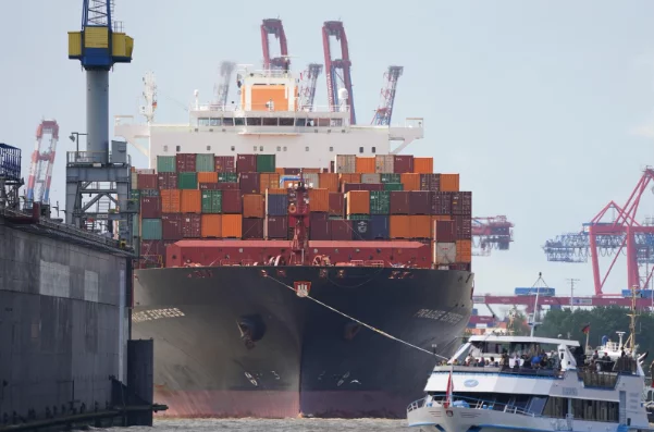 Géopolitique, défense et économie : les sujets les plus recherchés par les utilisateurs du chatbot ChatEurope