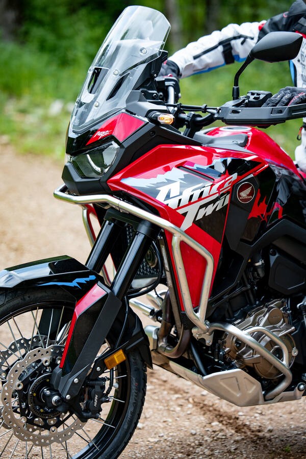 568934BeyondthebikeEuropethecentreofadventure-jpg