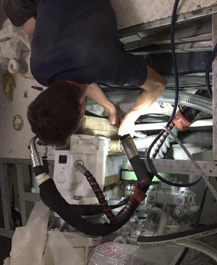 CLYD - BASSIN A FLOT - BORDEAUX 90-jpg