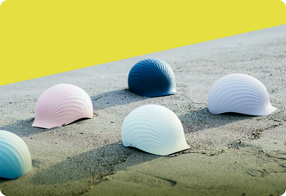 Helmets made using bioplastic developed by the plastics manufacturer Koushi Chemical  Industry Co., Ltd. reduce CO₂ emissions by about 36 percent.