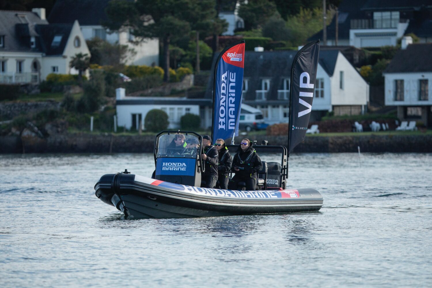 Honda Marine Spi Ouest France BPGO  Bluestrike VIP-jpeg