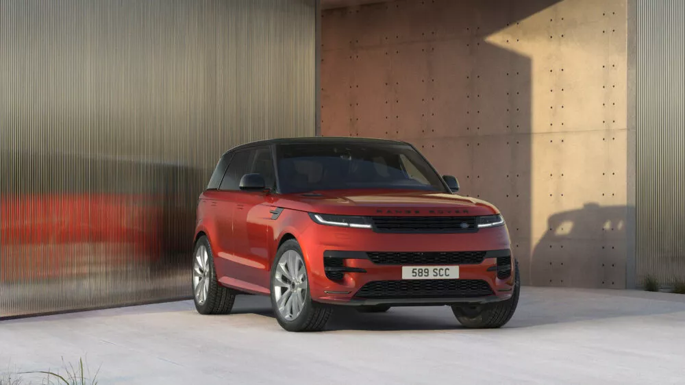 NÉE POUR RÉGNER : LE RANGE ROVER SPORT TWENTY EDITION CÉLÈBRE DEUX DÉCENNIES DE LUXE SPORTIF À TRAVERS UNE ÉDITION AU CARACTERE AFFIRMÉ