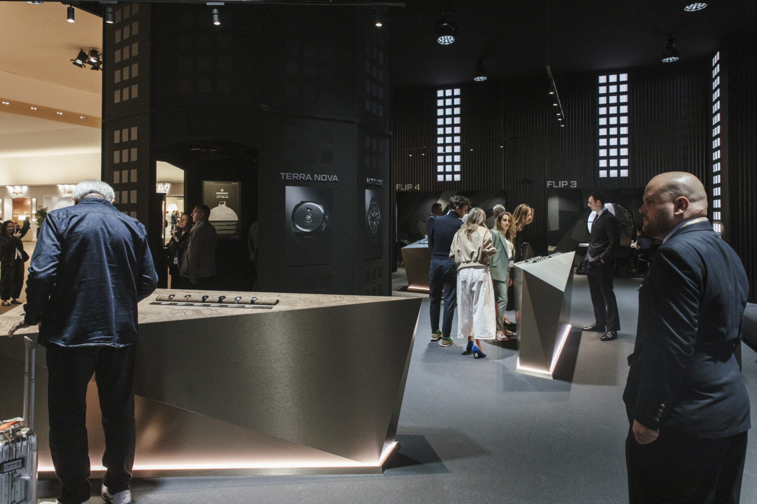 AFP20260415081693E7v1HighResALunarLandmarkBremontAndAstrolabJoinForcesFor-jpg