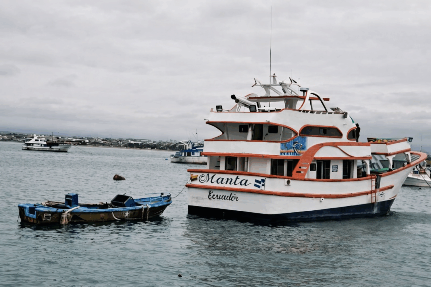 Navire mère – Bateau.png