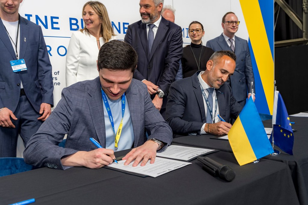 EBS UKRAINE SUMMIT-20260422-112146-509292-jpg