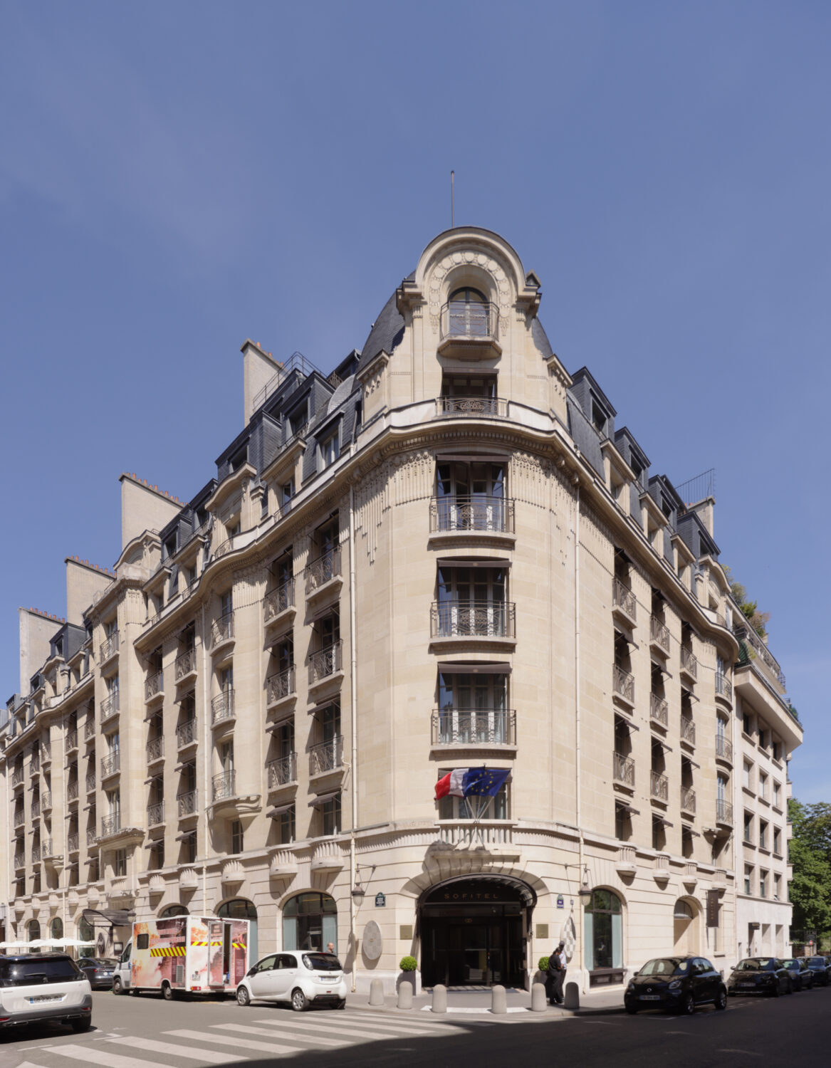 Sofitel-Arc-de-TriompheDaniel-Moulinet-jpg