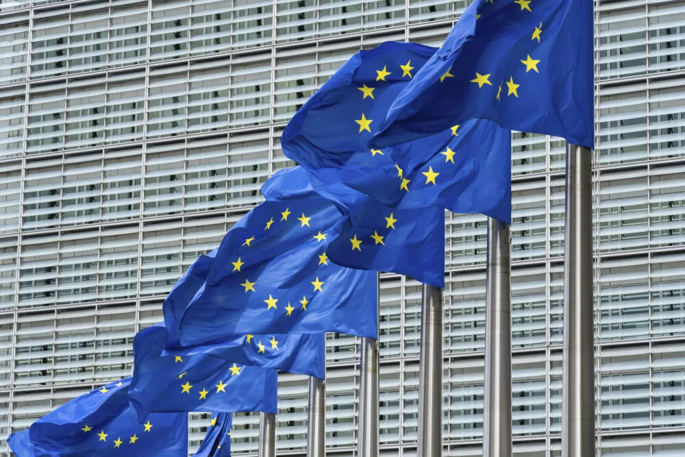 Trump, IA, transformation numérique et coût de la vie : les sujets qui préoccupent le plus les Européens en 2026
