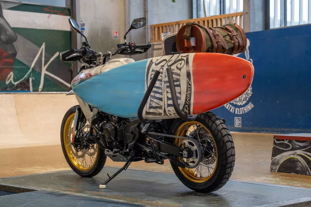 Battle of the Twins : Honda célèbre les CB750 Hornet et XL750 Transalp à Wheels and Waves 2026