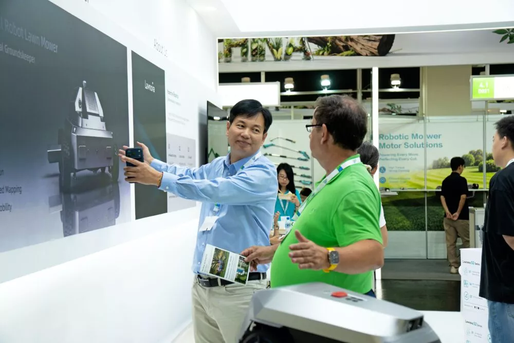 At Europe's Largest Garden Fair, Chinese Robotics Companies Signal a Shift in the Outdoor Automation Race
